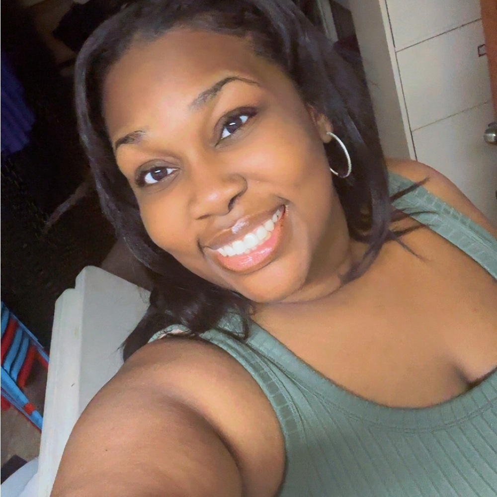 Meet your Posher, Jacquelyn